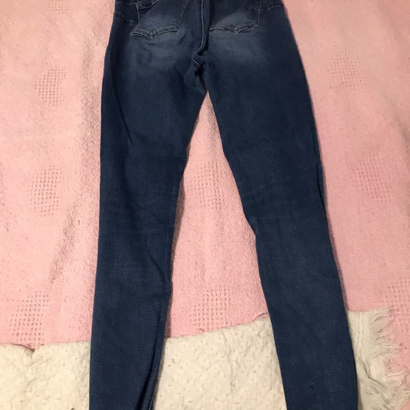 Ripped Jeans! - Picture 3 of 4